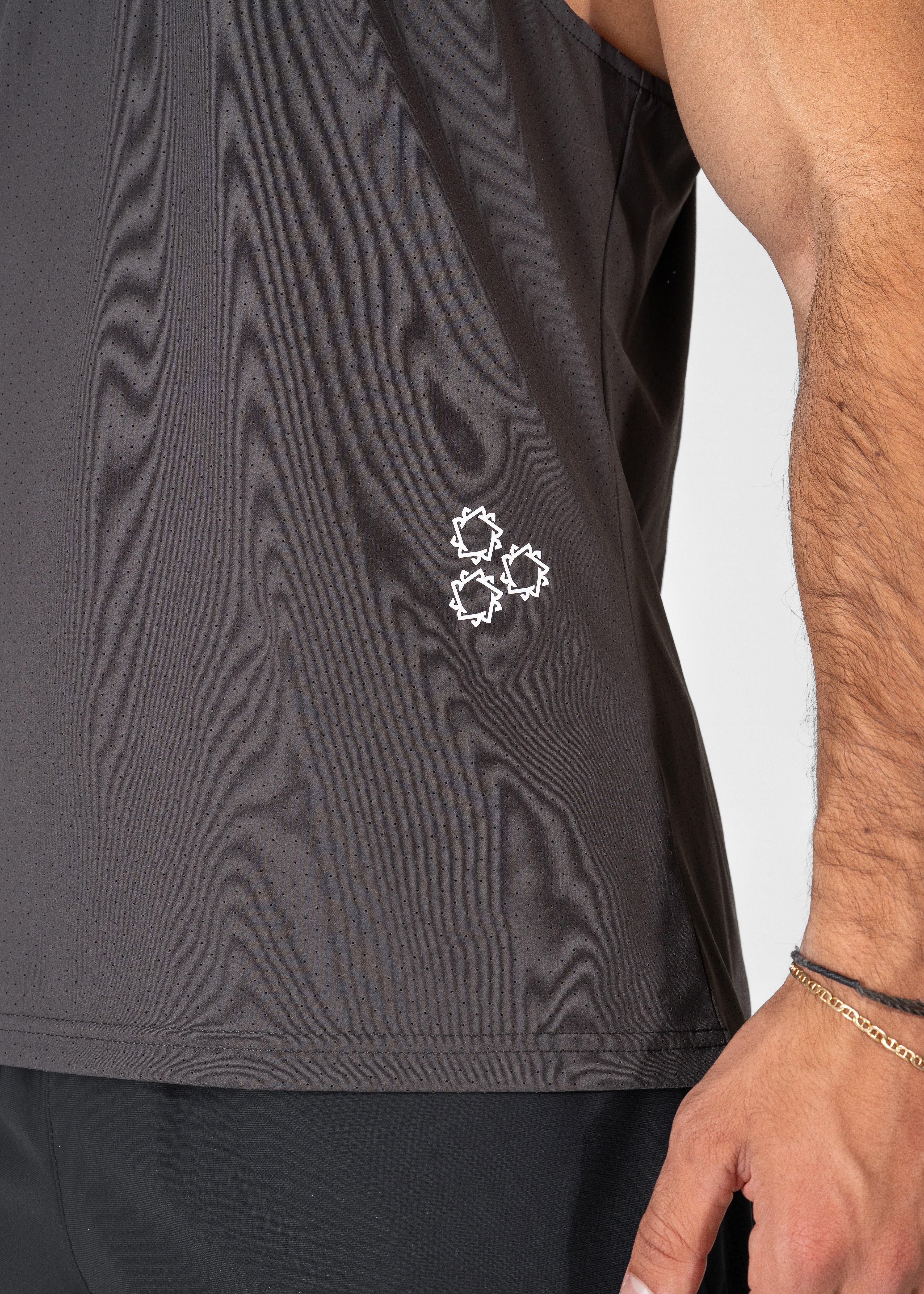 #color_charcoal grey