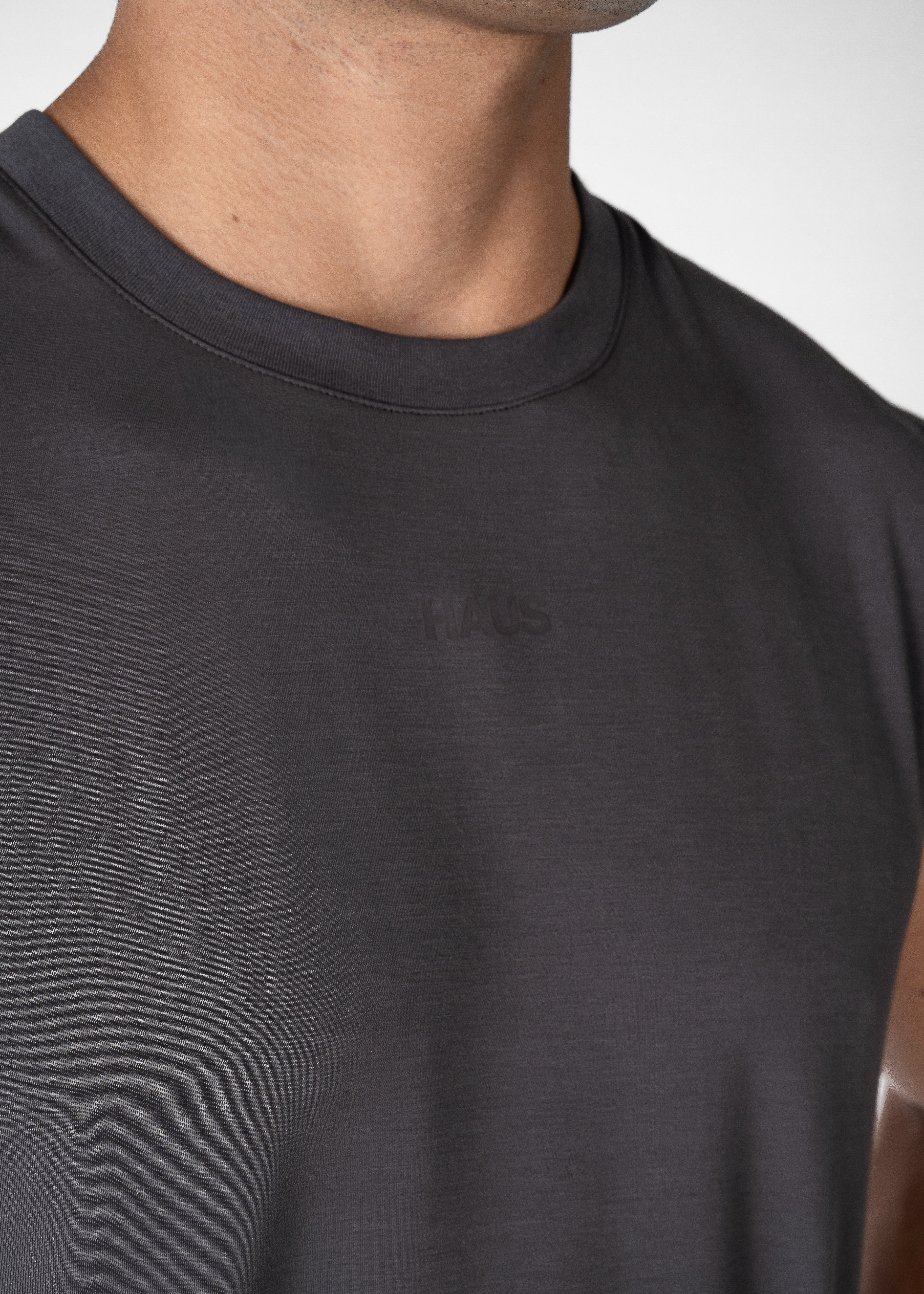 #color_charcoal grey