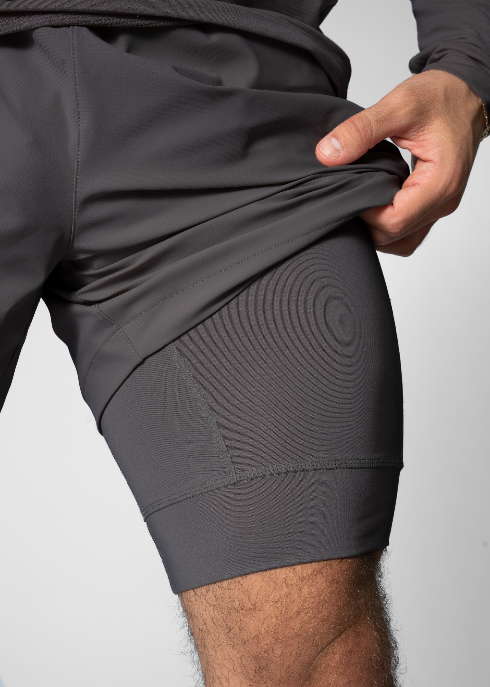 #color_charcoal grey