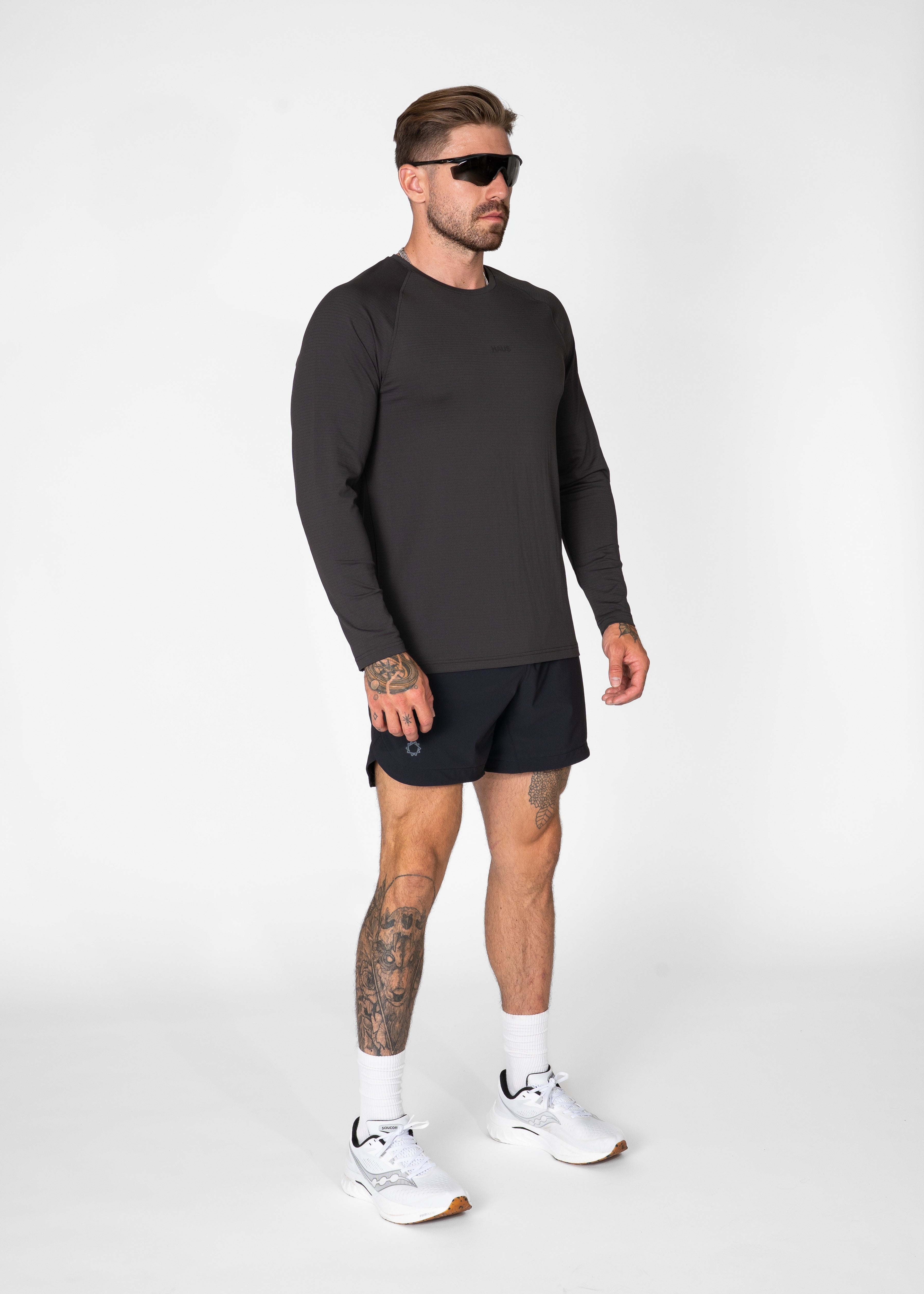 #color_charcoal grey