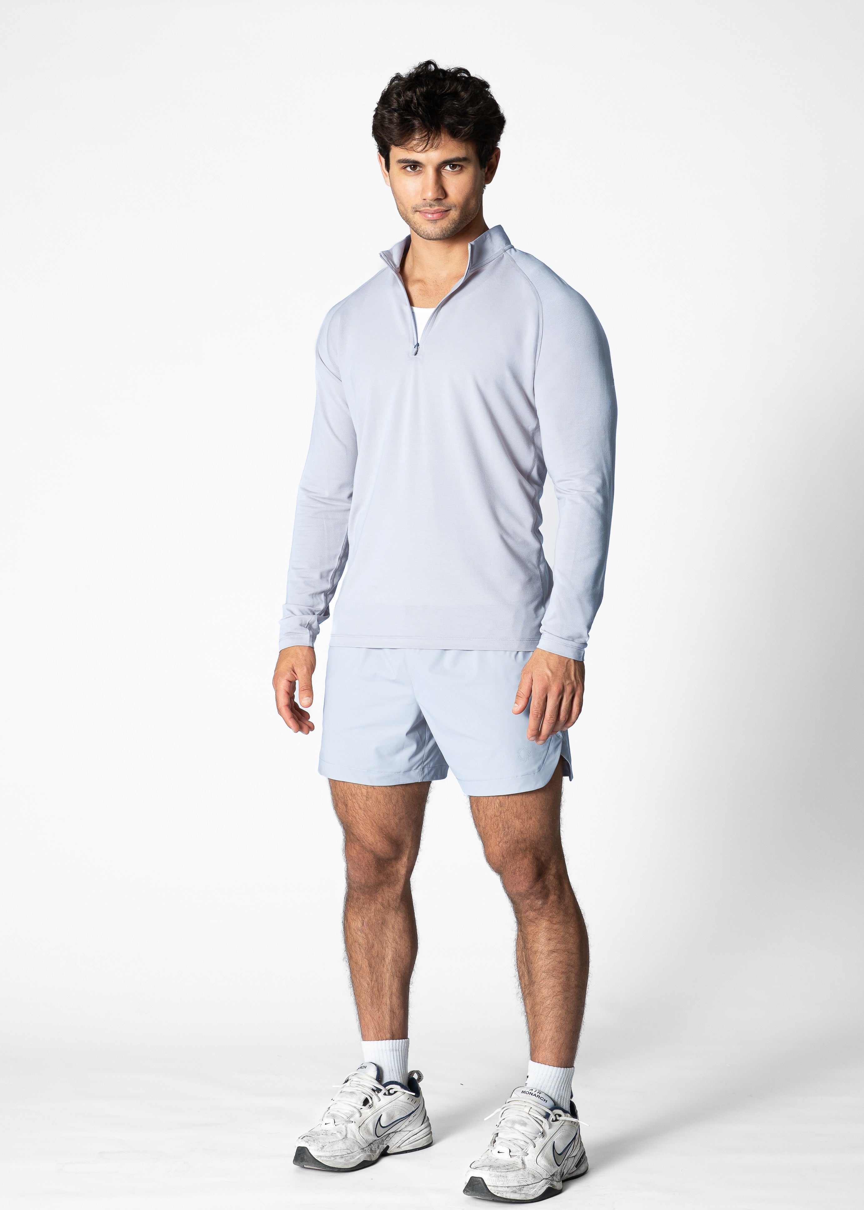 #color_light blue #model_A