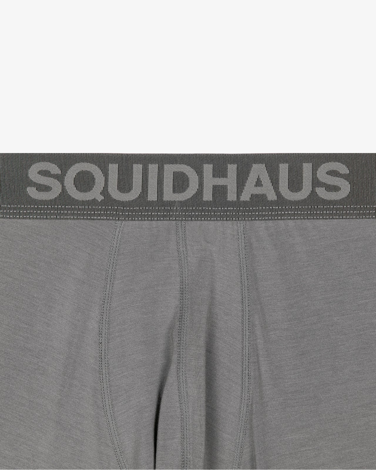 #color_gunmetal grey