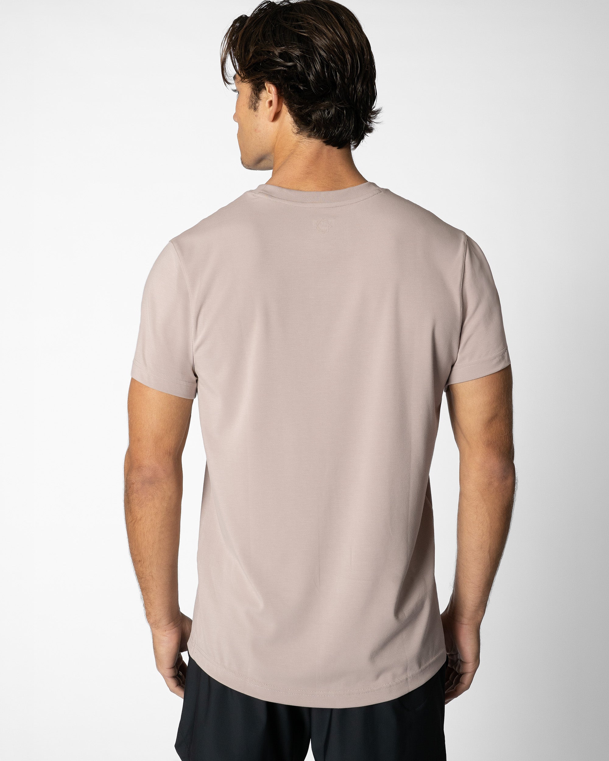 #color_Atmos Grey