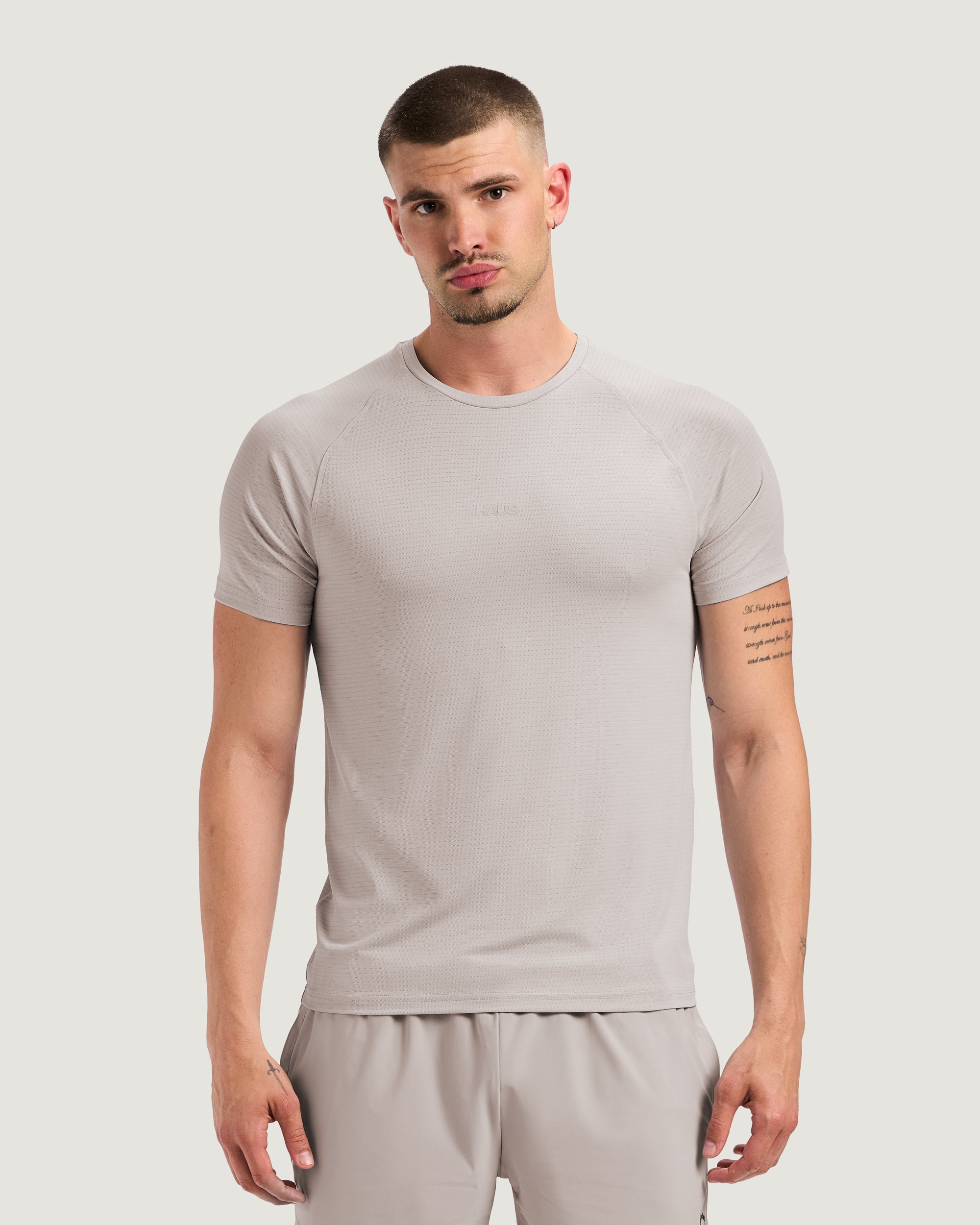 #color_Atmos Grey #model_A