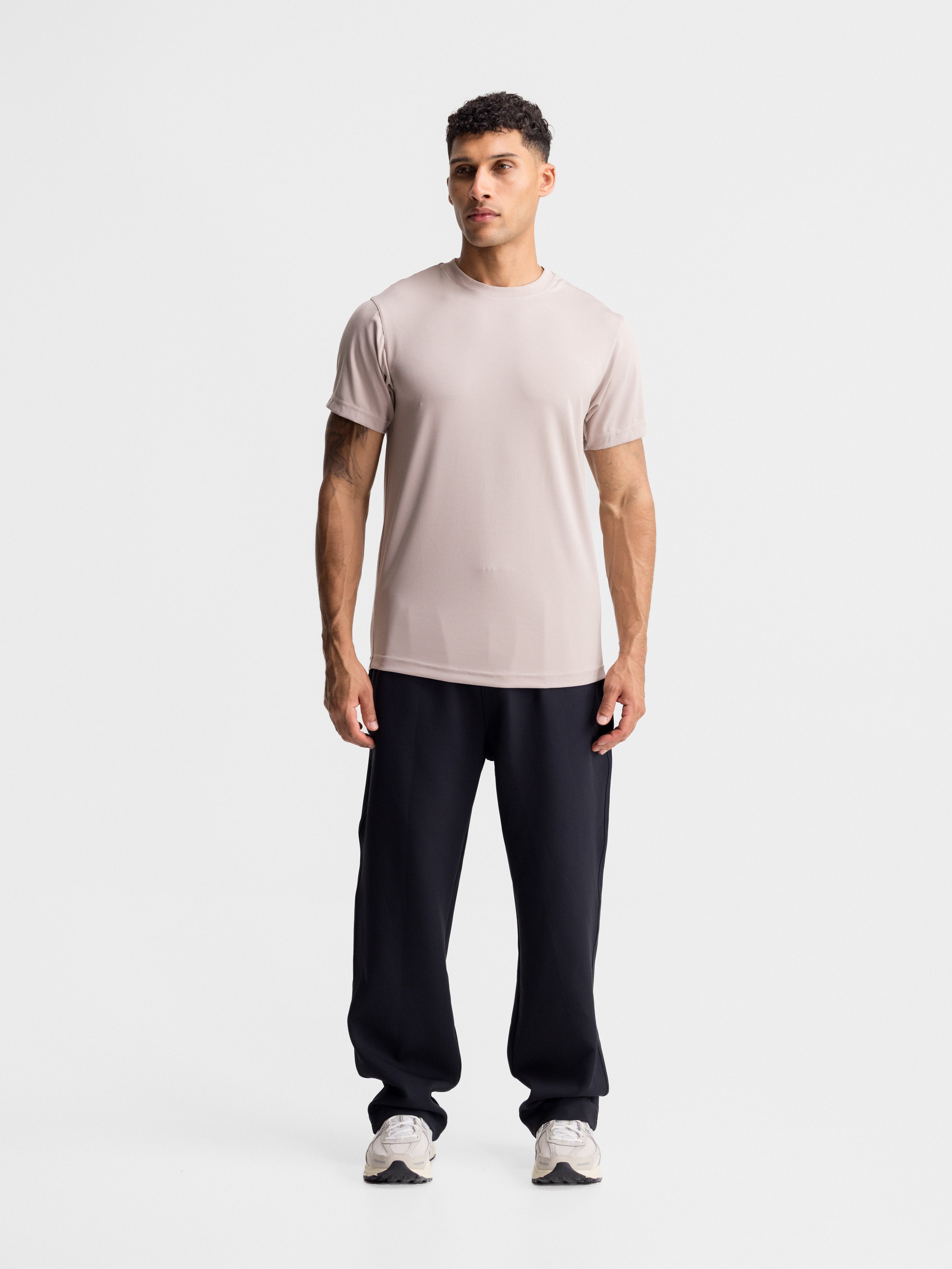  #color_Atmos Grey