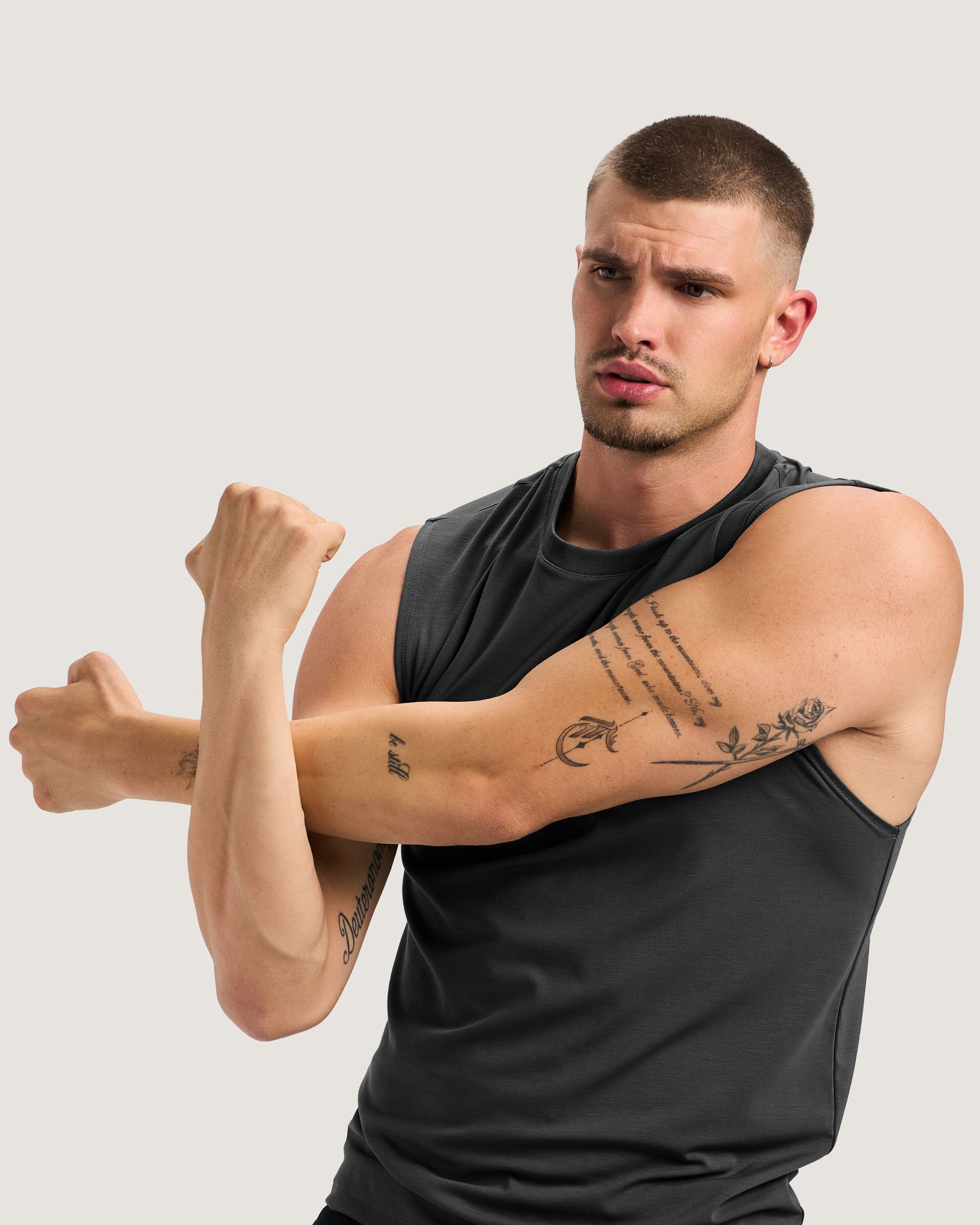 #color_Charcoal Grey